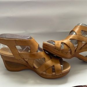 Dansko heeled sandals